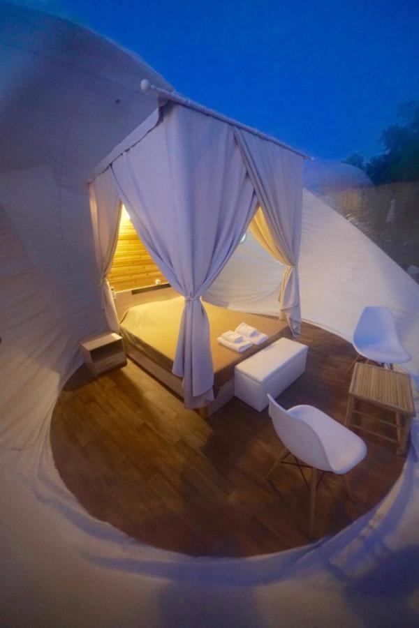Hotel Bubble Tent à Nea Moudania Extérieur photo
